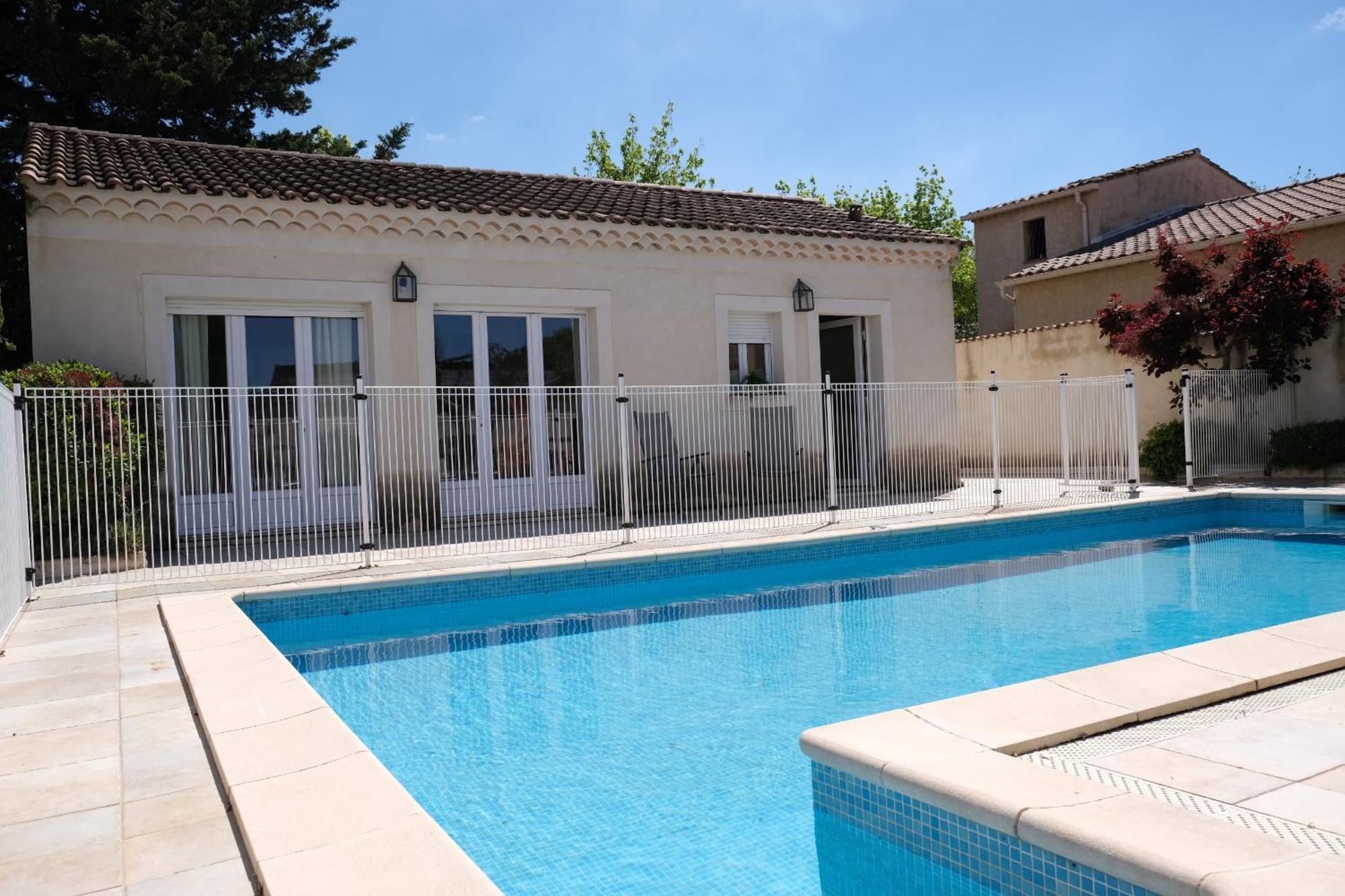 City Home, Private Pool, Saint-Remy - 10 People Luaran gambar